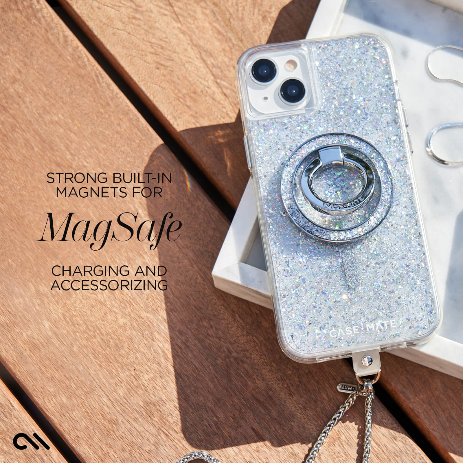STRONG BUILT-IN MAGNETS FOR MAGSAFE CHARGING AND ACCESSORIZING