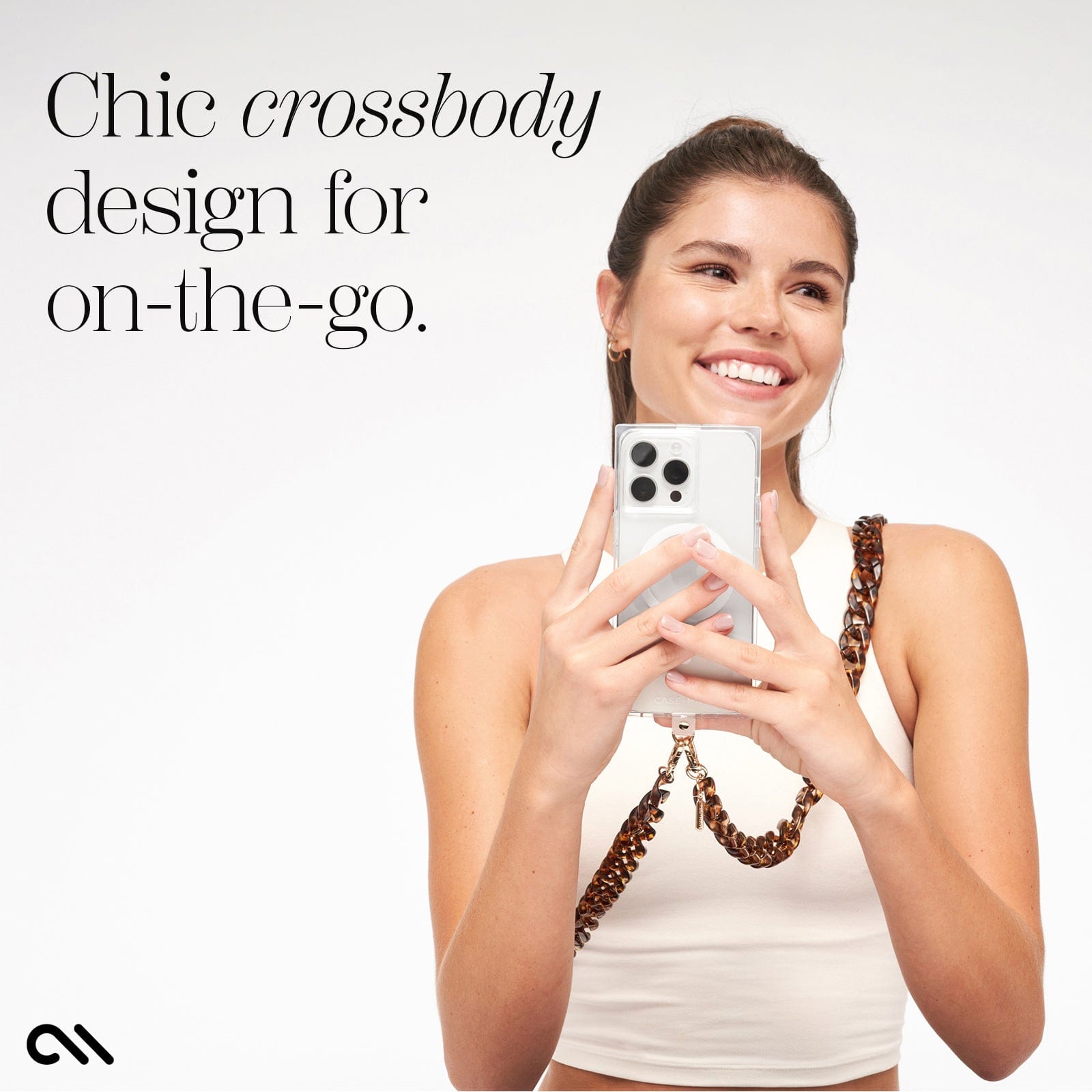 CHIC CROSSBODY DESIGN FOR ON THE GO