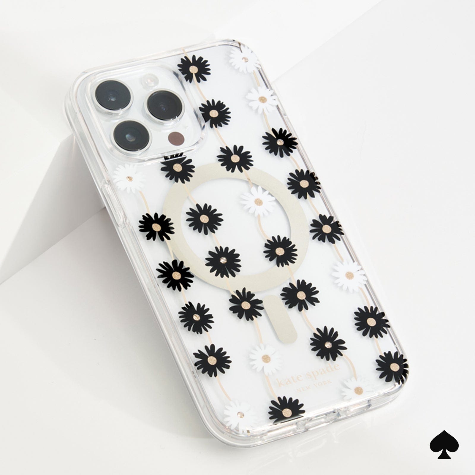 Daisy Chain MagSafe - iPhone 15 Pro