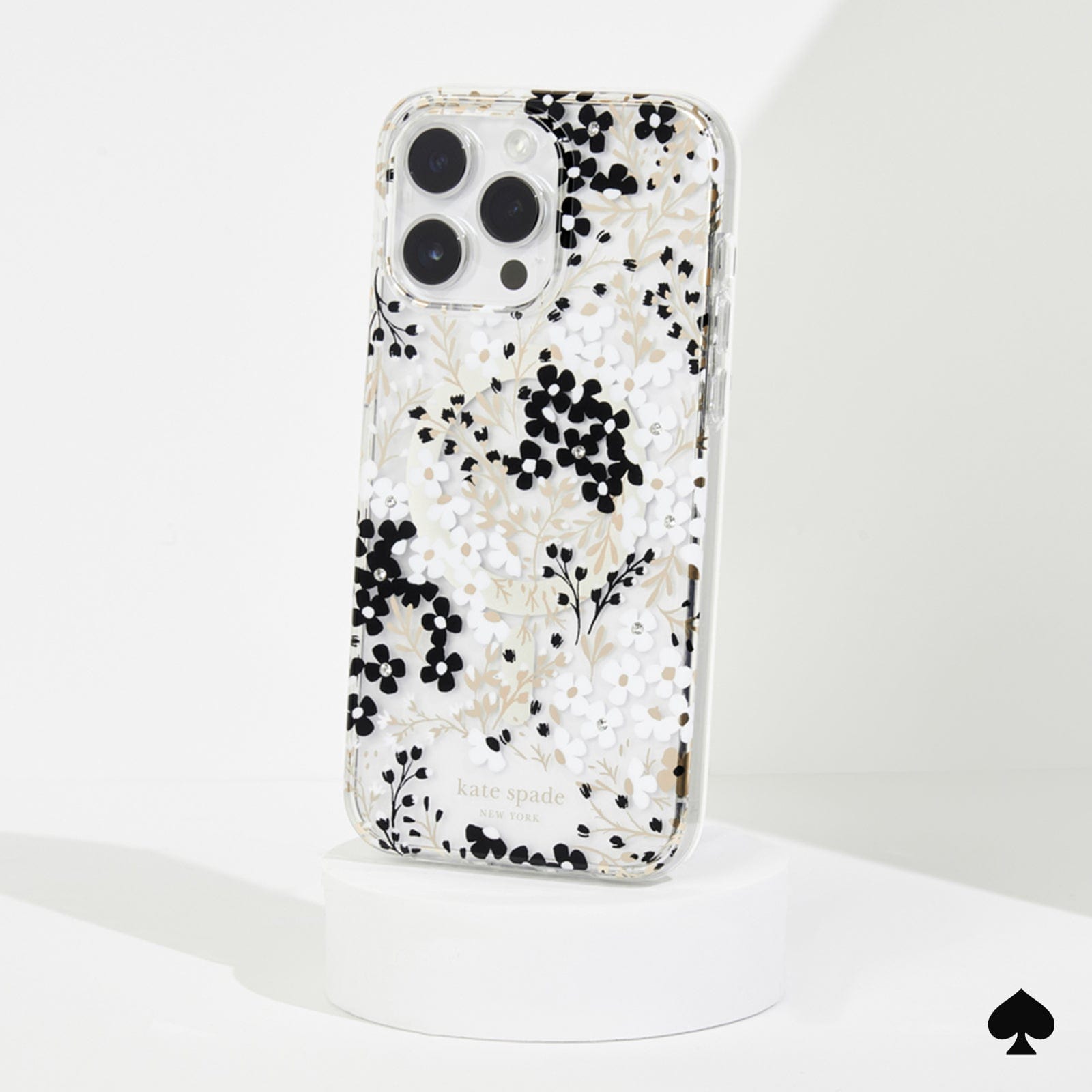 Multi Floral Black and White MagSafe - iPhone 15 Pro Max