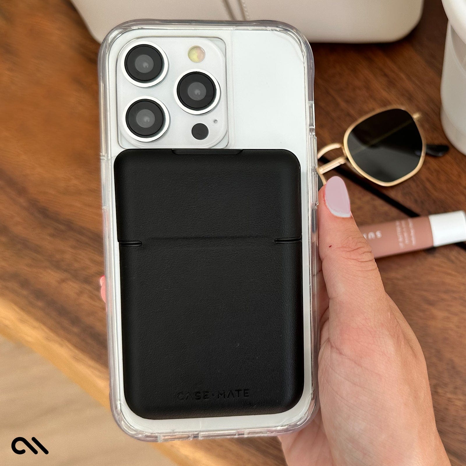 MagSafe Leather Flip Wallet (Black)