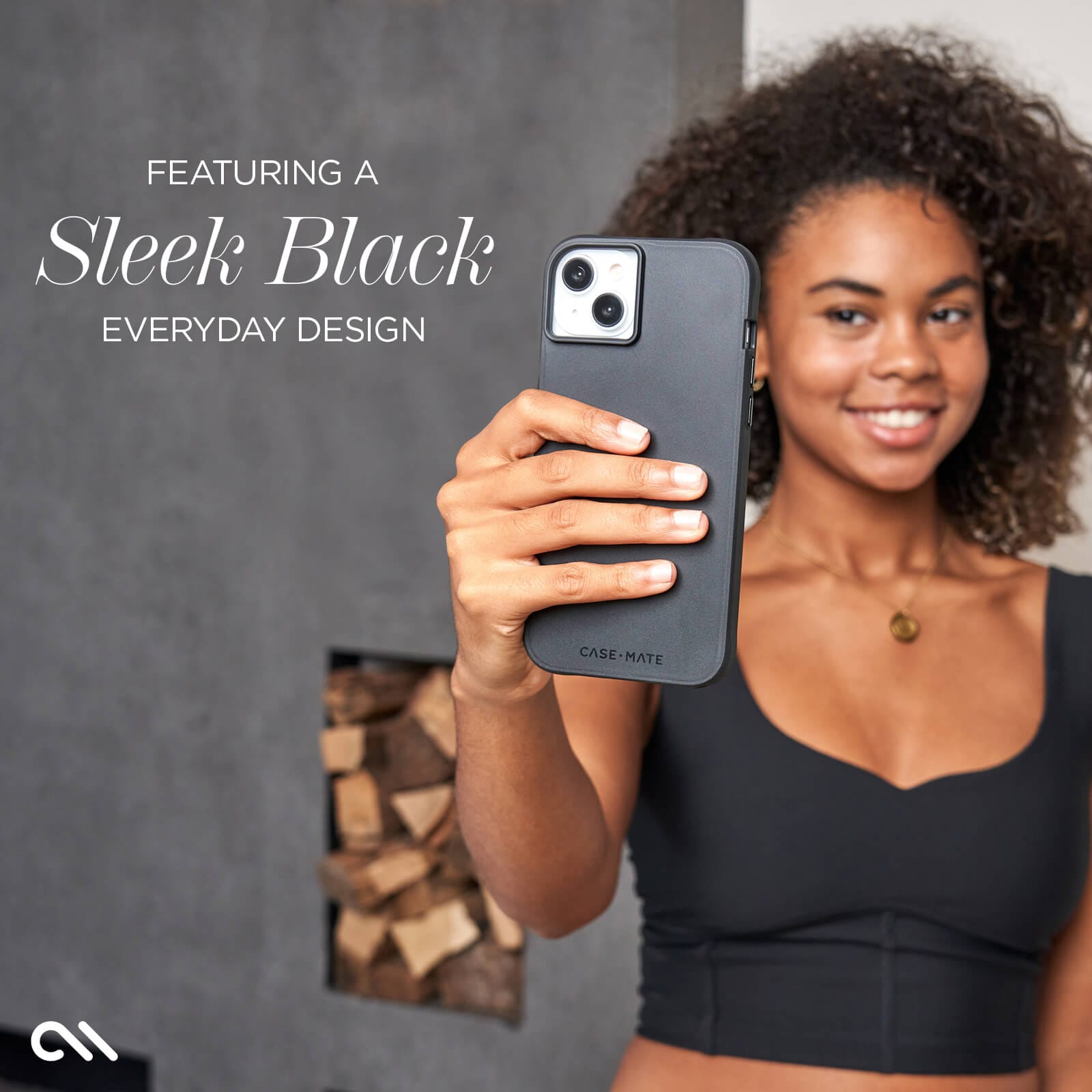 FEATURING A SLEEK BLACK EVERYDAY DESIGN