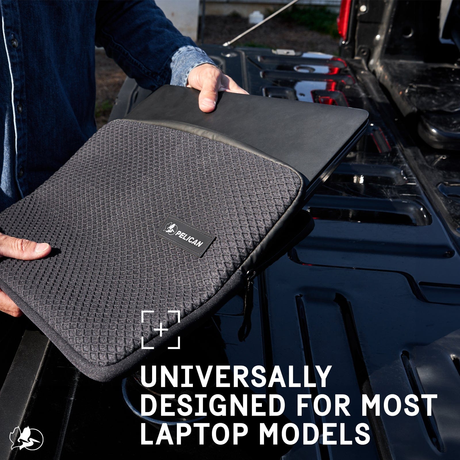 UNIVERSALLY DESIGNED FOR MOST LAPTOP MODELS.