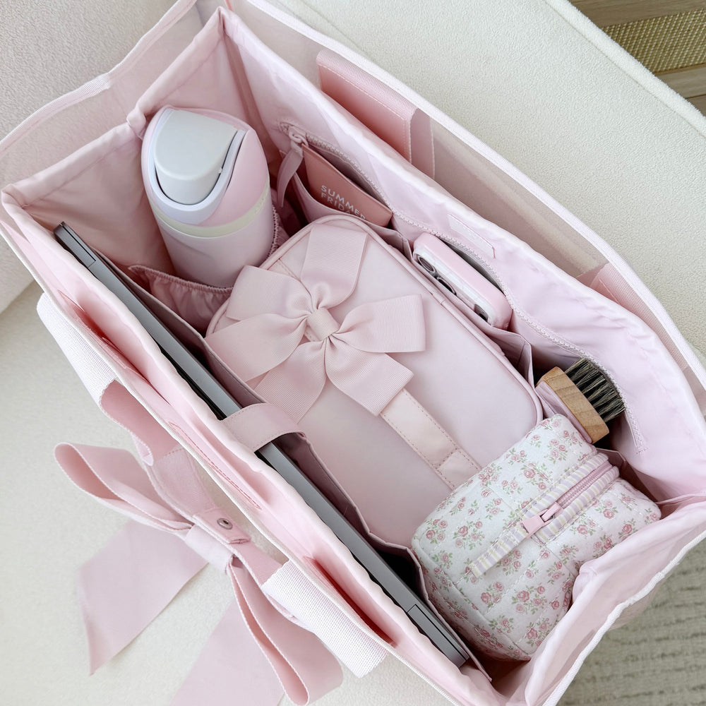Tote organizer full of items inside jelly tote
#color_ballet pink