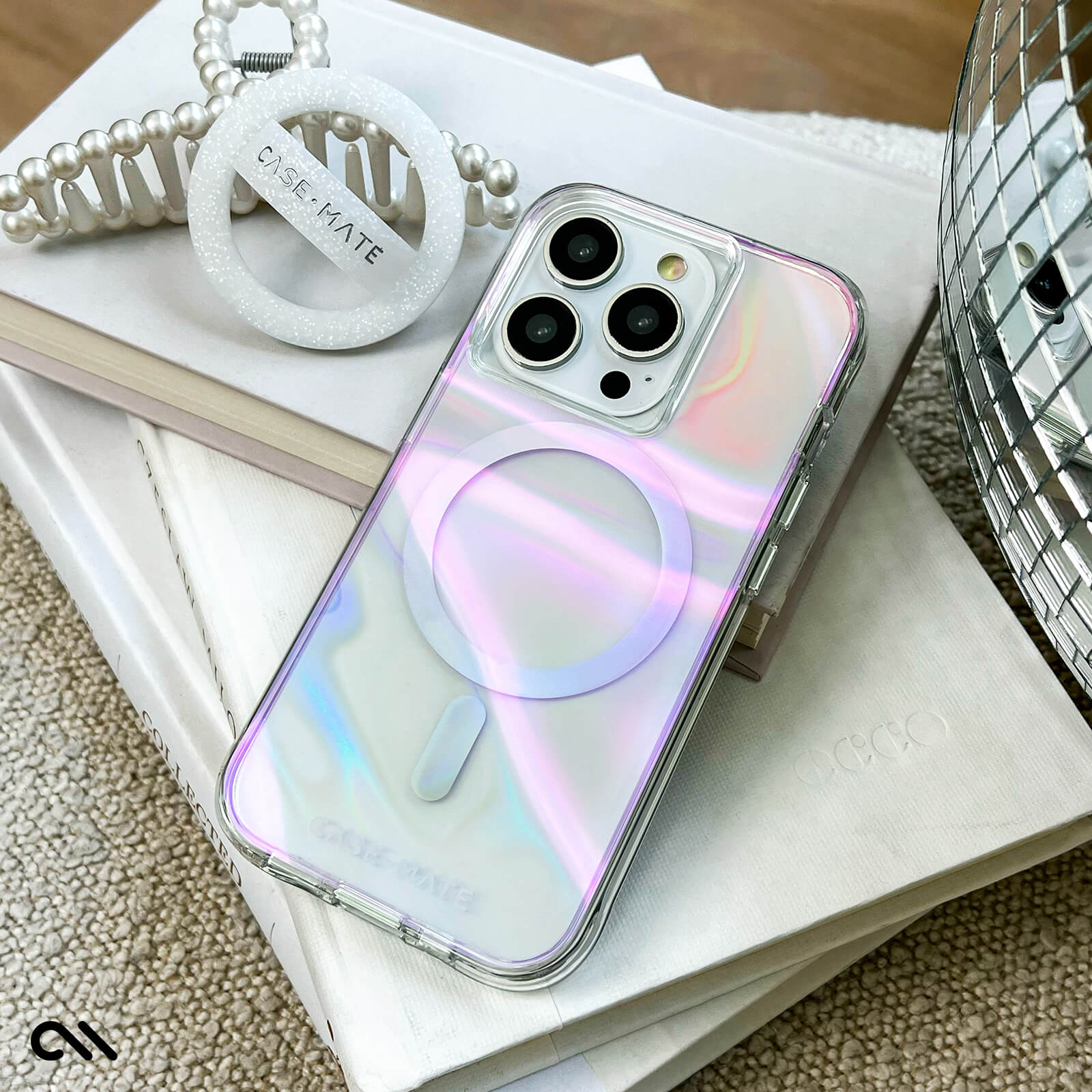 Swirl MagSafe iPhone 15 Pro Case