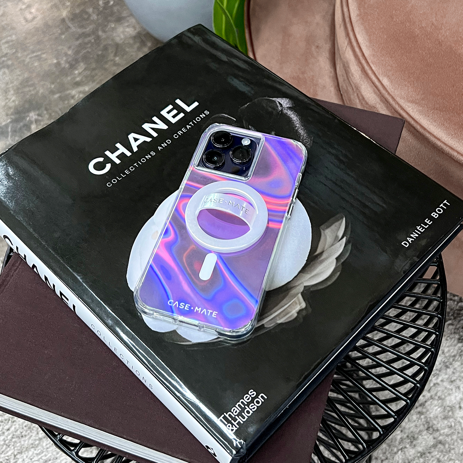 chanel classic vanity phone holder
