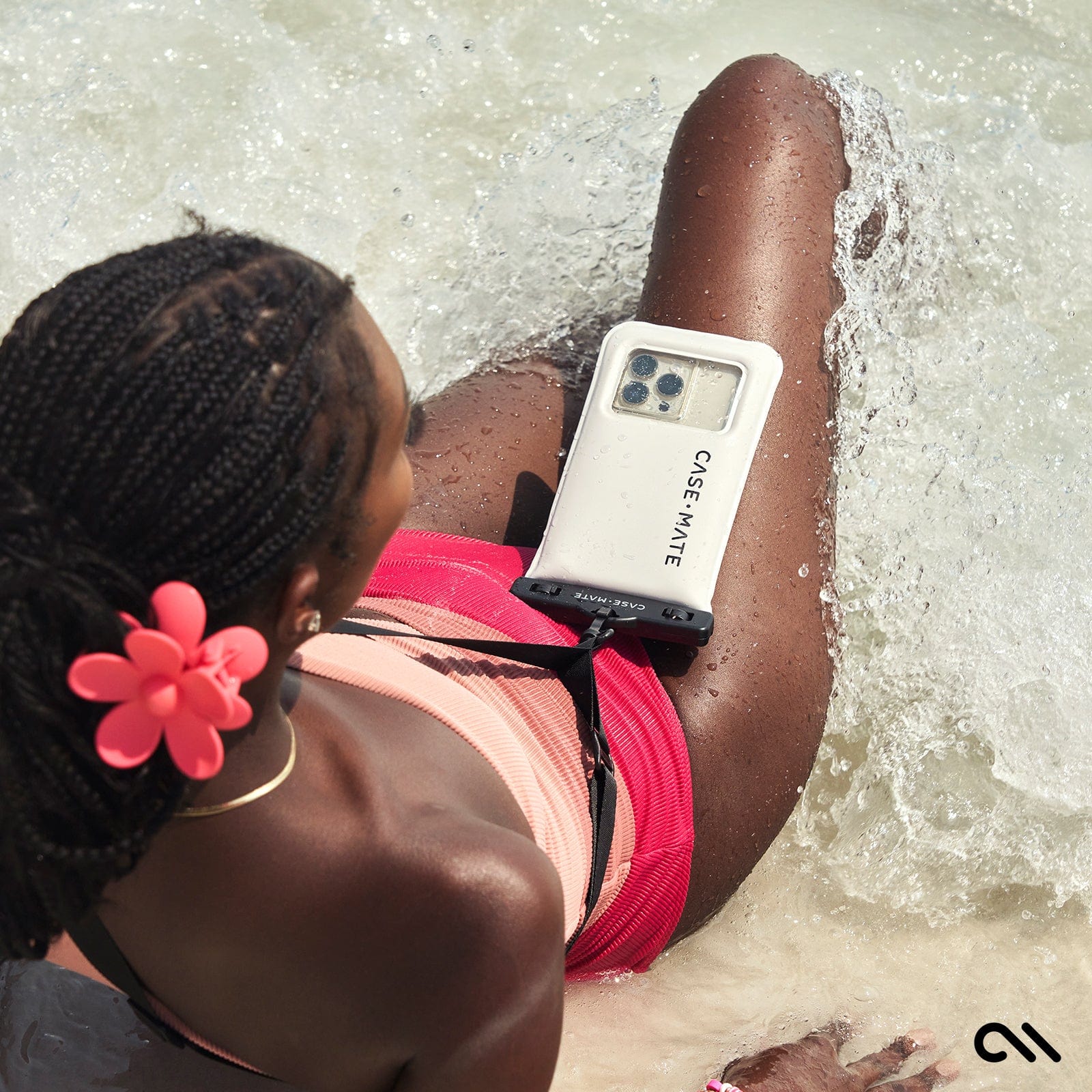 Waterproof Floating Pouch: Protect Your Phone Anywhere
