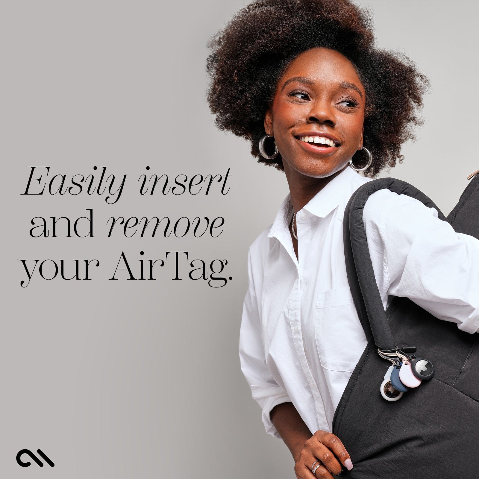 EASILY INSERT AND REMOVE YOUR AIRTAG