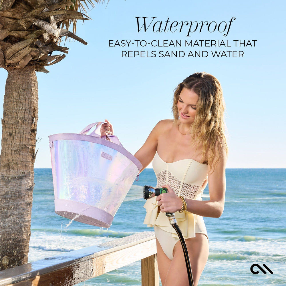 WATERPROOF. EASY TO CLEAN MATERIAL THAT REPELS WATER AND SAND