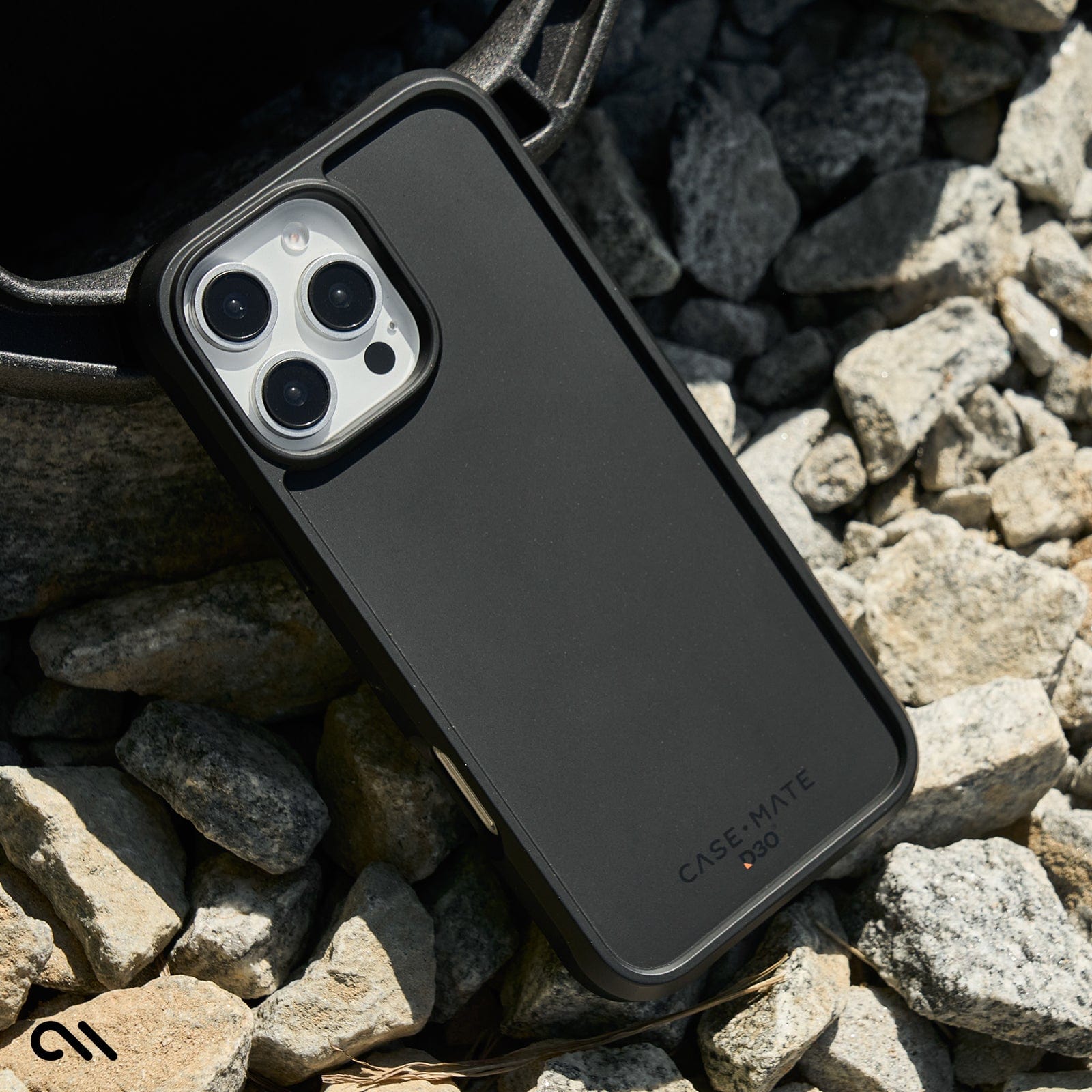 Tough D3O® Black MagSafe - iPhone 16 Pro
