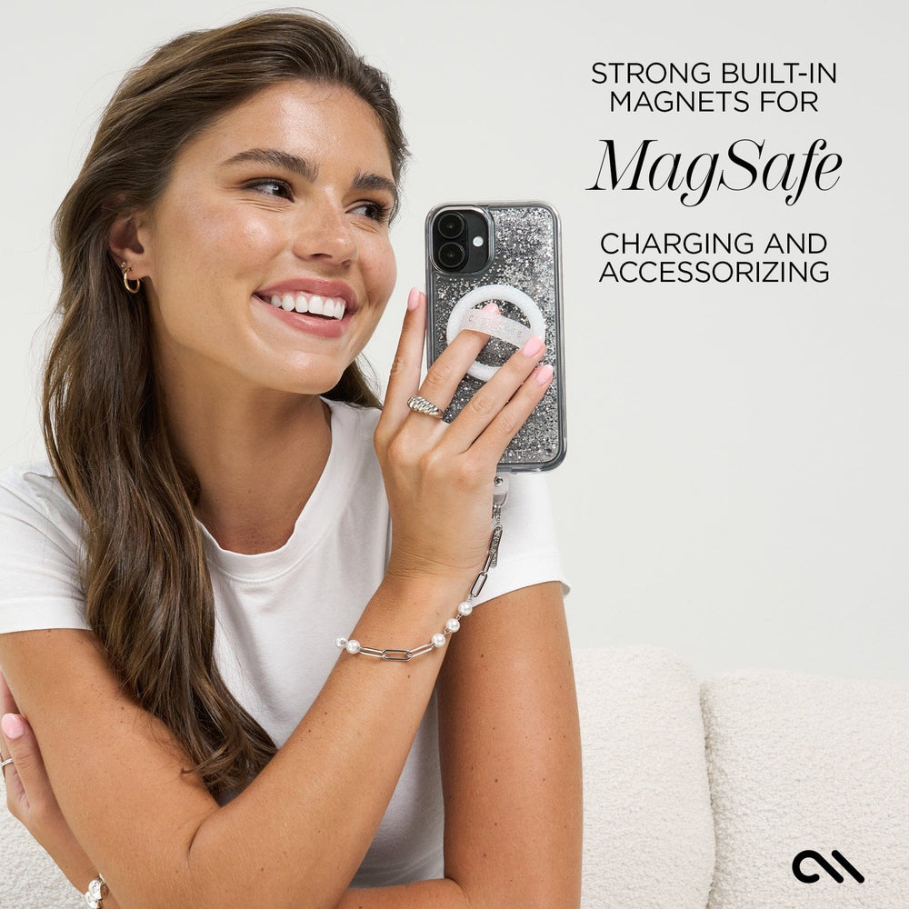STRONG BUILT-IN MAGNETS FOR MAGSAFE CHARGING AND ACCESSORIZING

