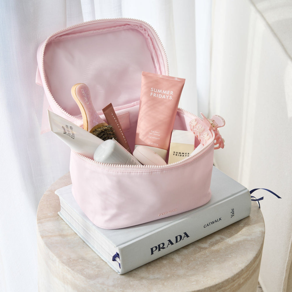 Case-Mate Ballet Pink Makeup Train Case