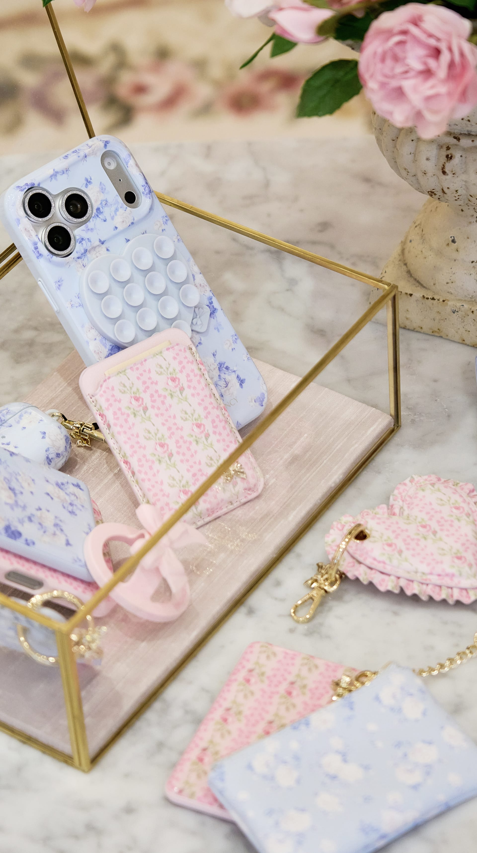 kate spade new york Grapefruit Soda MagSafe - iPhone 14 Pro