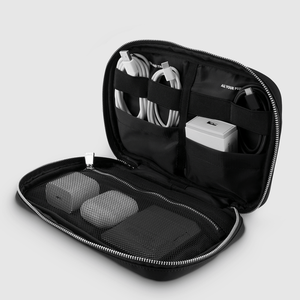 ks_Nylon_Tech_Organizer_Signat
