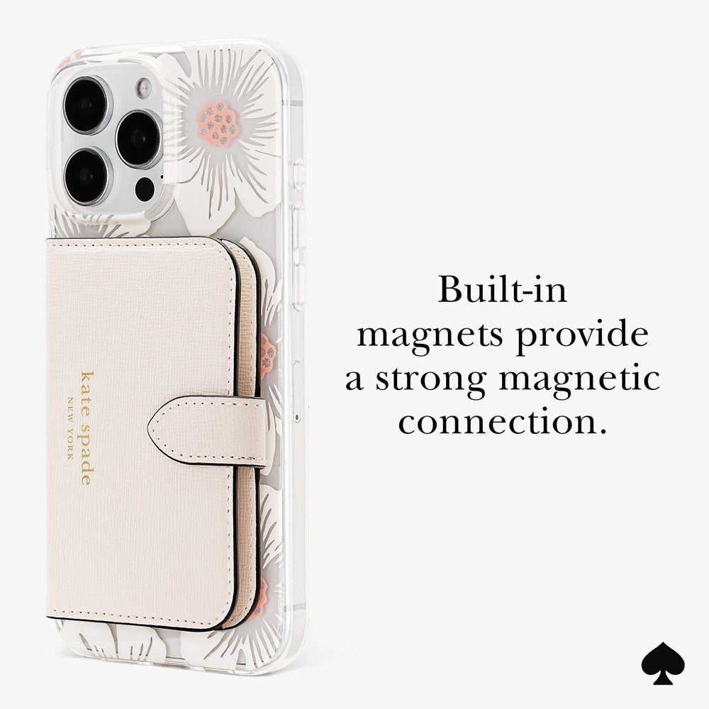 Built-in magnets provide a strong magnetic connection