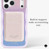 Built-in magnets make accessorizing easy