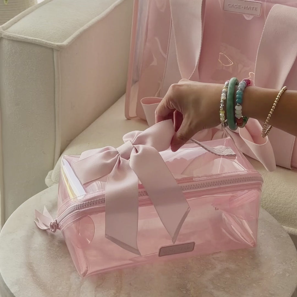 a video showing the cosmetic bag being packed and what all fits inside
#color_ballet pink bow