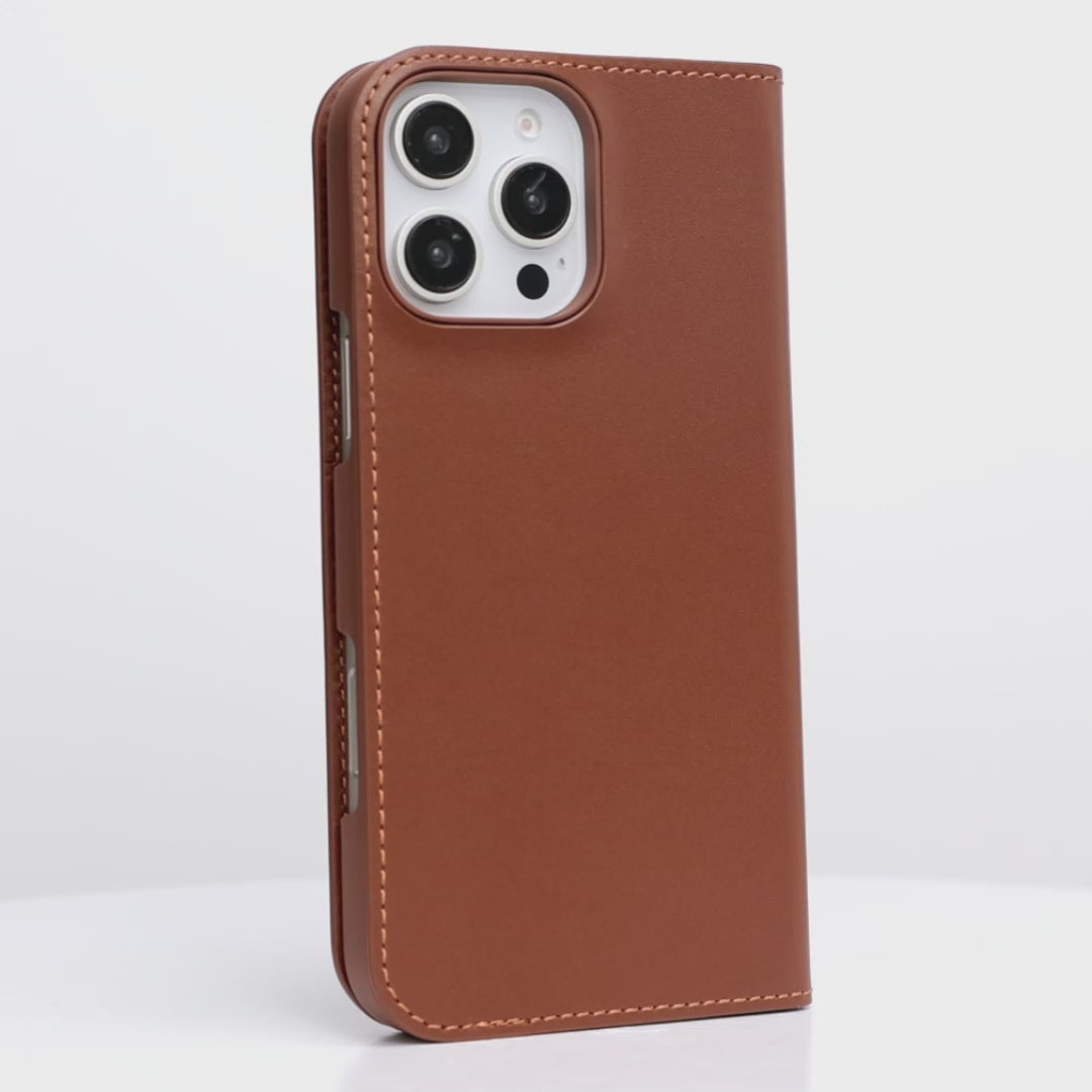 Coach Leather Folio Hazelnut - iPhone 16 ROTATING VIDEO