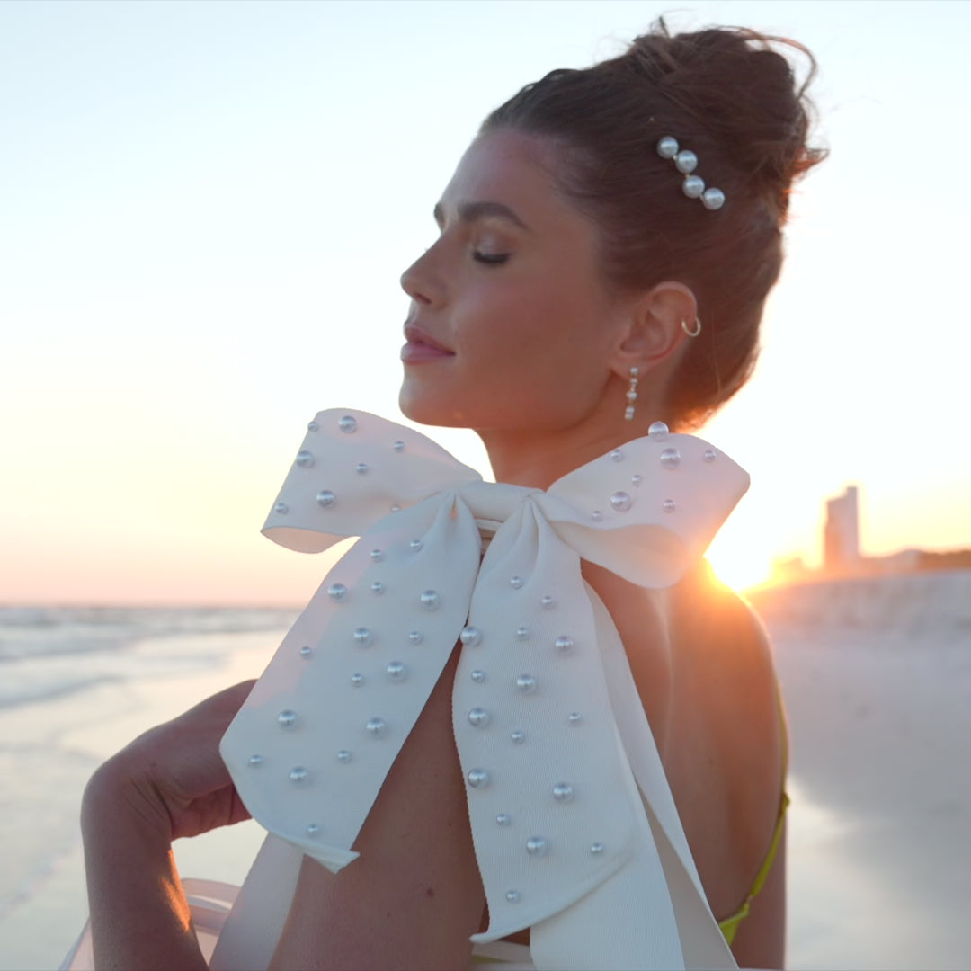 Special Edition Bow Beach Tote With Phone Pouch