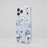 A rotational video showing off the kate spade flowered blue
#color_flowerbed blue