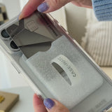 Showing off the loop grip wallet and what it can hold
#color_twinkle