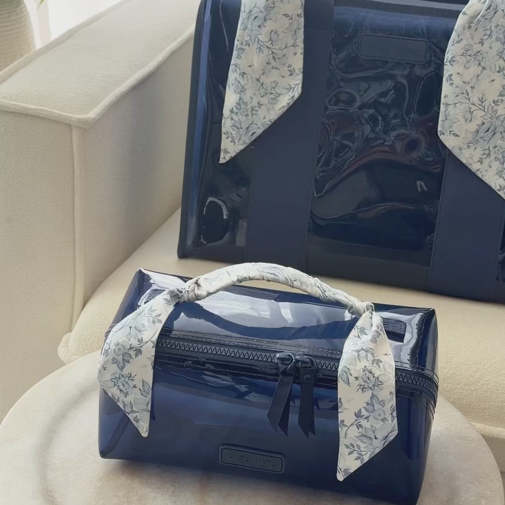 a video showing the cosmetic bag being packed and how big it is
#color_something navy twilly