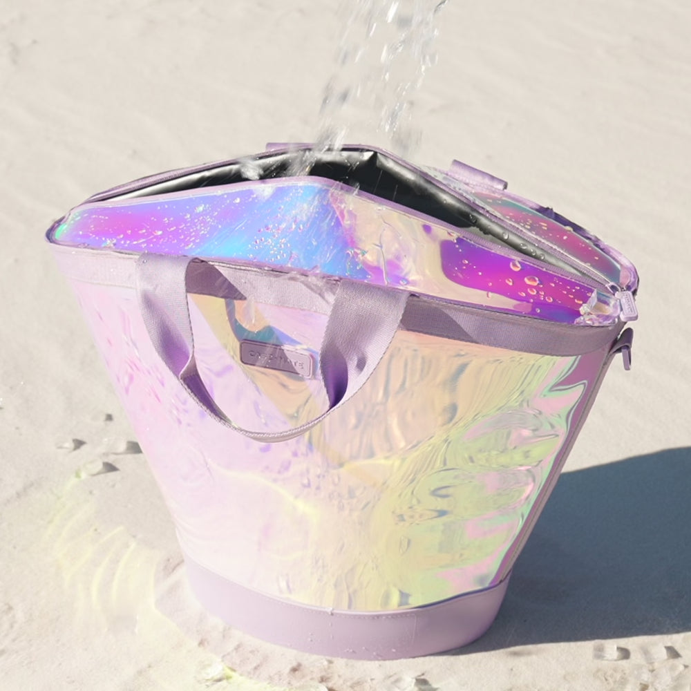 A video showing the use cases for soap bubble cooler tote
#color_iridescent