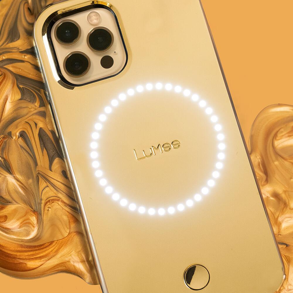 LuMee light up selfie case in gold mirror with halo circular lighting. color::Gold