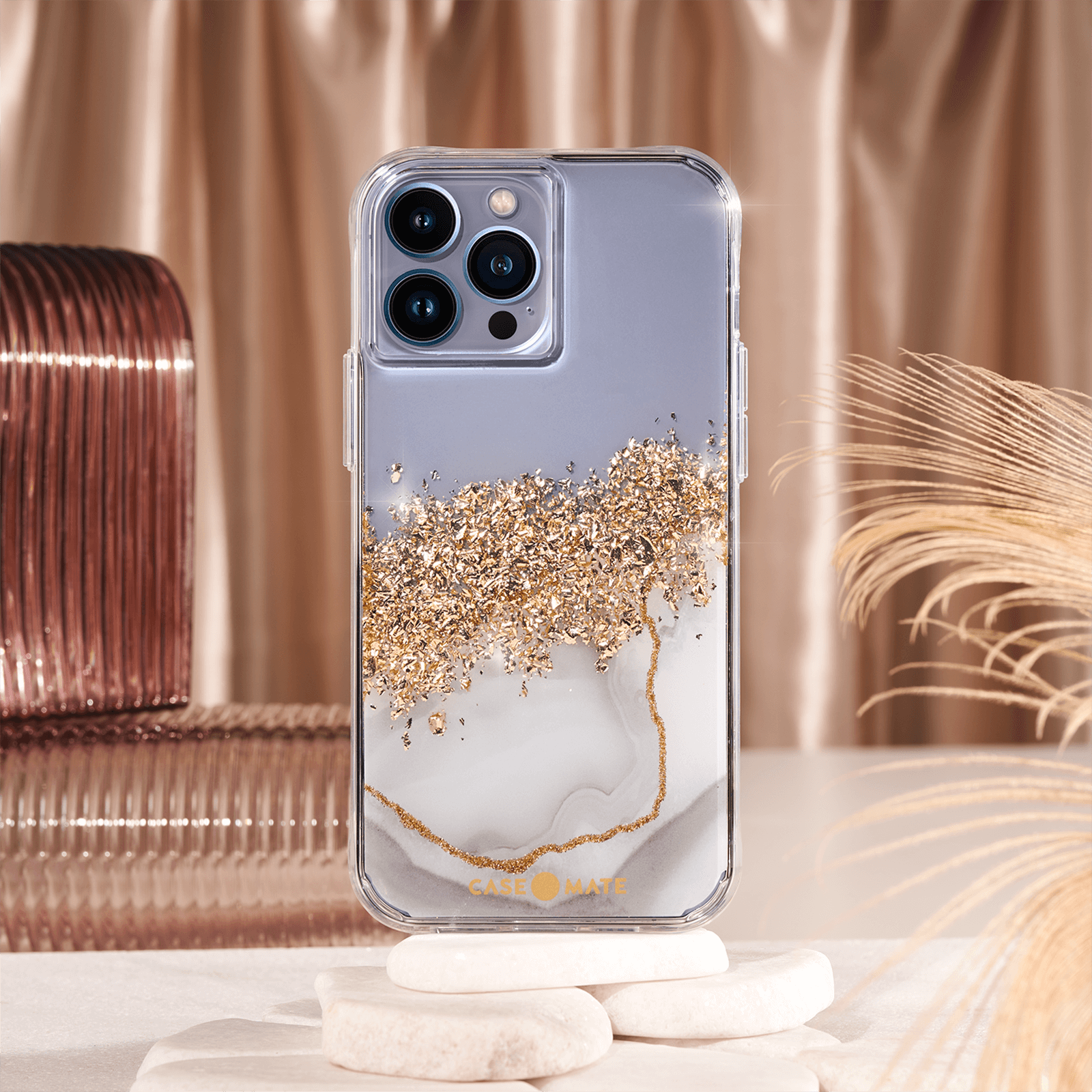 Gold and marble case for the new iPhone 14. color::Karat Marble