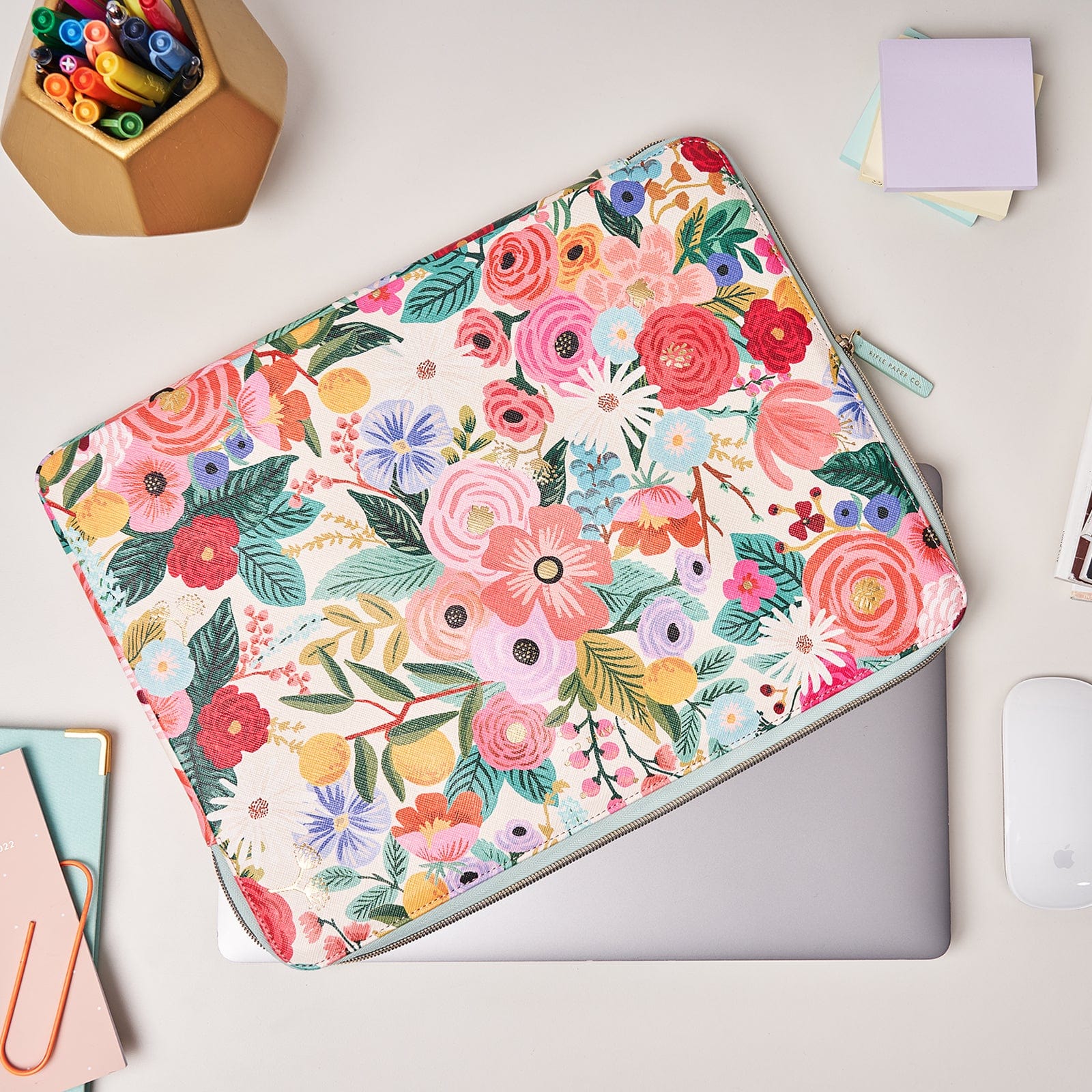  Rifle Paper Co. Laptop Sleeve 14” - Laptop Carrying Case with  Padded Exterior, Satin Interior, Metallic Zipper - Floral Laptop Bag For  MacBook Pro/Air M2 13 inch, HP, Asus, Dell 